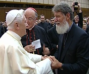Pater Pedro erhält den Menschenrechtspreis am 10.12.2008 - Empfang bei Papst Benedikt XVI